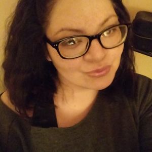 Meet your Posher, Stefanie